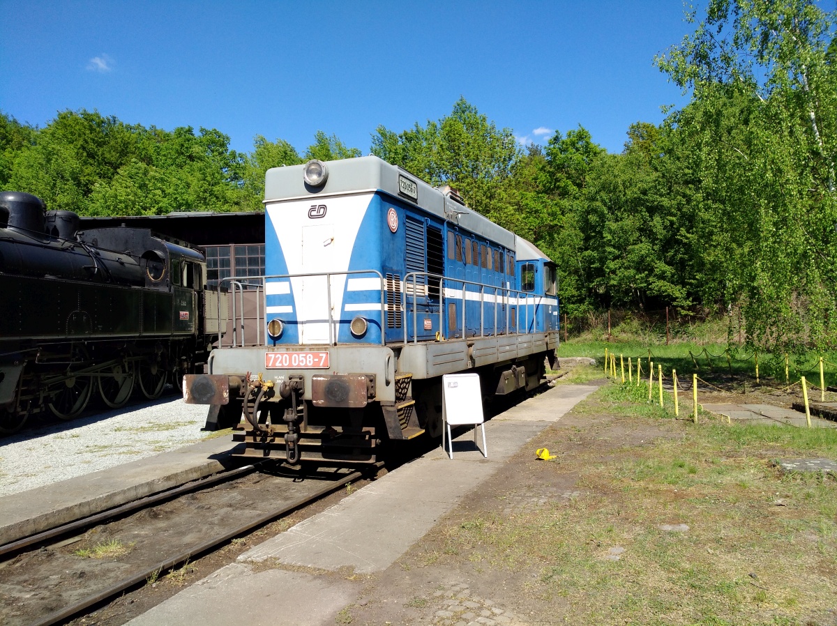 Motorová lokomotiva 720.058-7 Malý Hektor - foto 553