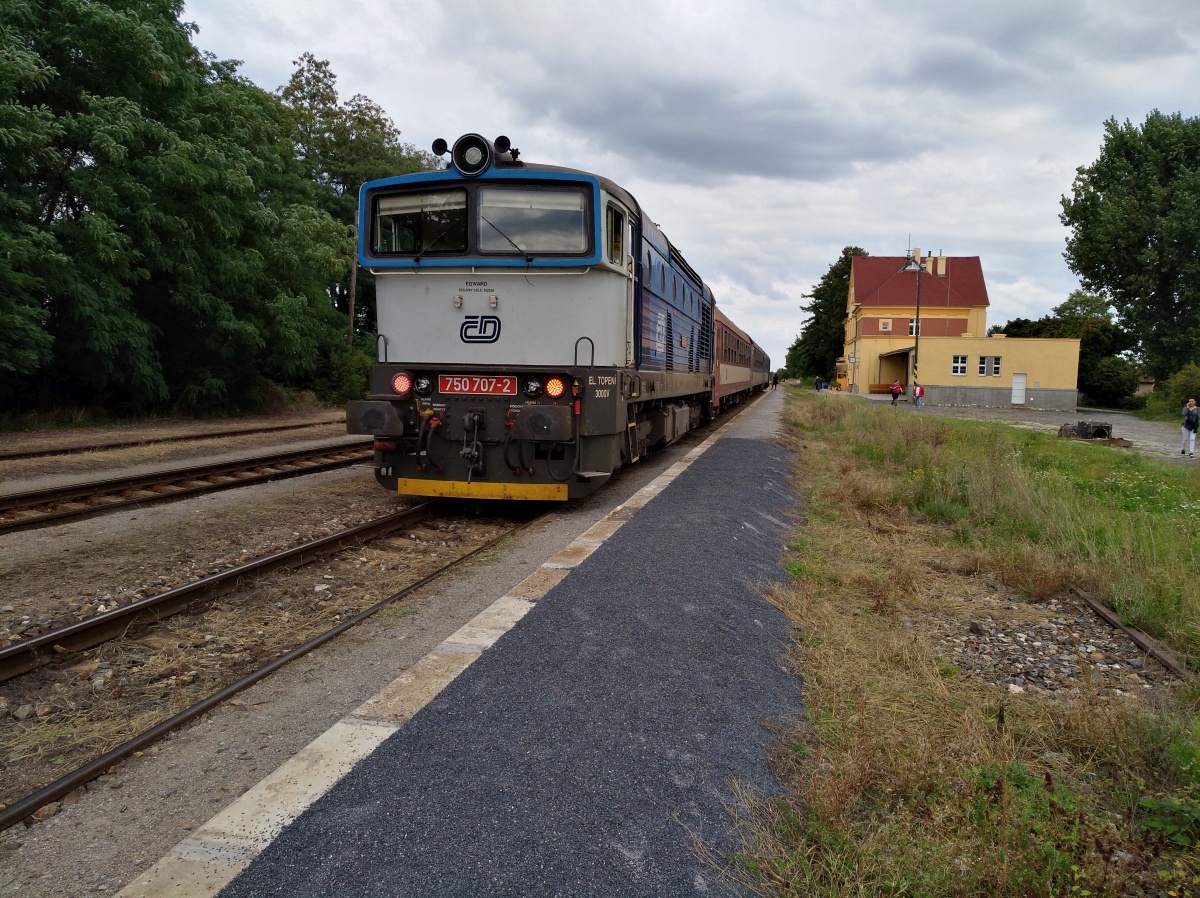 Brejlovec 750.707-2 ve Stochově - foto 581